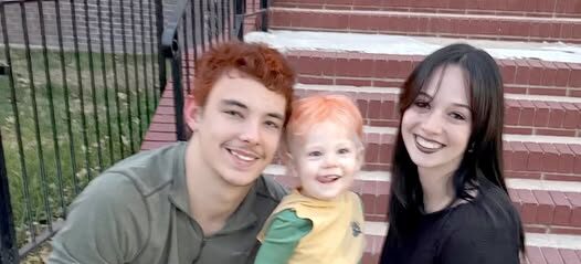 Adam Brooks, his wife, Kylie Brooks & son, Kohen died in  Neodesha Tragic Crash