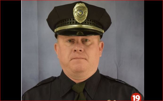 Canton police officer Dave Wolgamott dies in crash on his way to work