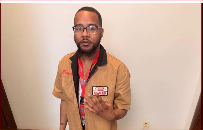 Father Dies After Car Submerges in Indianapolis Pond, Police Rescue Two Children