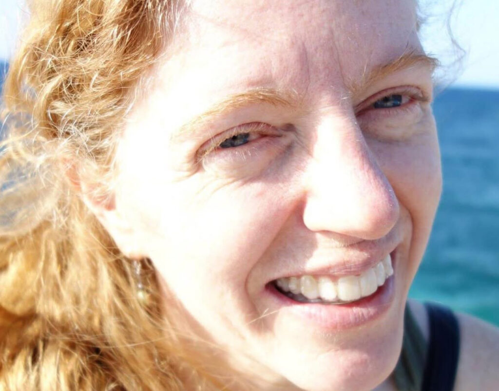 52-year-old Laura Hammond killed in fatal Walnut Creek Pike Crash, Child Narrowly Escapes